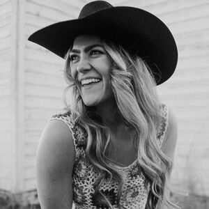 Meet your Posher, Heidi